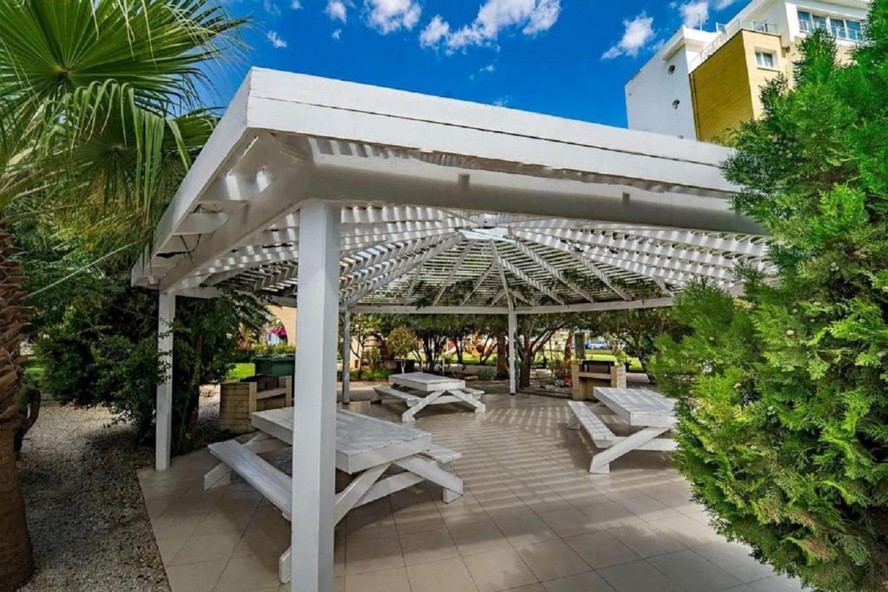 Tiberius Pool Apartments In Caesar Resort & Spa Trikomo 외부 사진